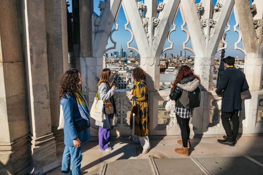 Milan: Duomo Rooftop and Cathedral Guided Tour with Tickets - Who should book this Duomo rooftop and cathedral tour