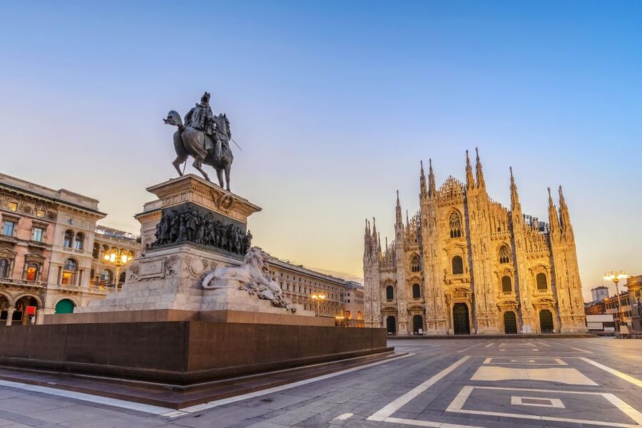 Milan: Duomo & Rooftop Tour with Optional Hop-On Hop-Off Bus - Priority Admission: Skip the Stress, Get to the Good Part