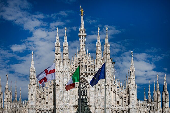 Milan: Duomo, Scala, Sforza Castle and Last Supper Private Tour - Castello Sforzesco outside views and the big-fortress mood