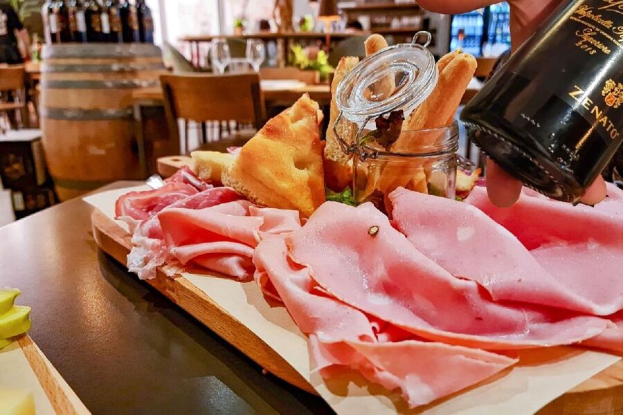 Milan: Duomo with Rooftop Private Tour, Food, & Wine Tasting - Who this tour fits best (and who should reconsider)