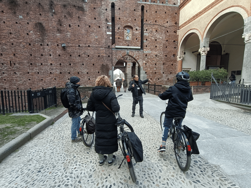 Milan: ELECTRIC-Bicycle Tour Live Tour Guide 3 hours & half - Peace Arch to Saint Ambrose: Milan’s Old Layers, Up Close