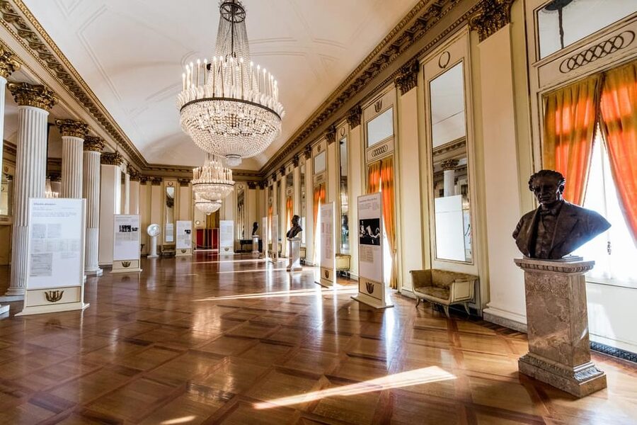 Milan: Entrance Ticket to La Scala Theatre Museum - Theatre lighting and your visit timing, a small tip with big payoff