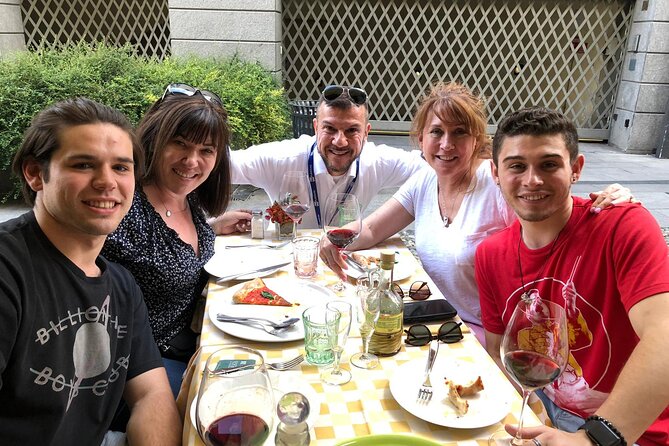 Milan exclusive private tour and wine tasting - Timing and logistics: the 4:00 pm start is part of the plan