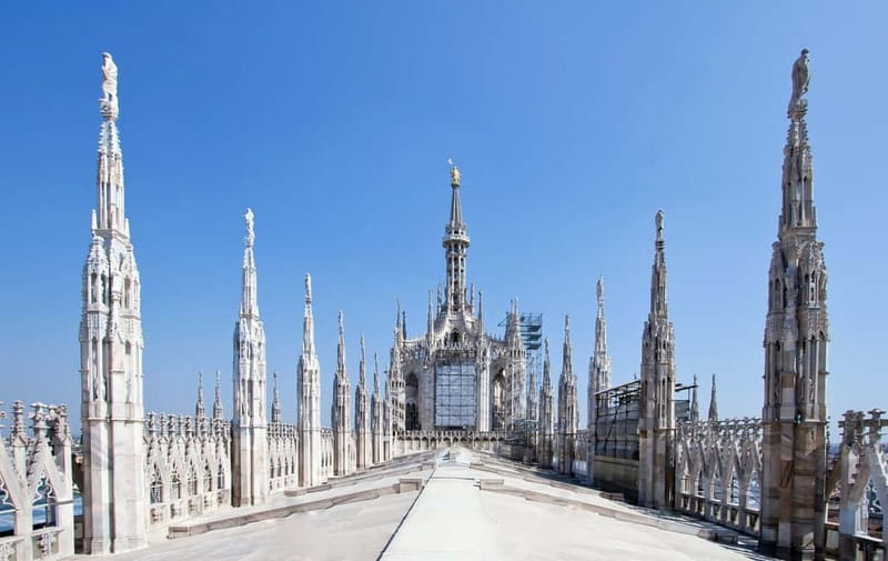 Milan: Fast Track Cathedral and Duomo Rooftop Guided Tour - How the 2-Hour Format Works (And What You Should Plan Around)