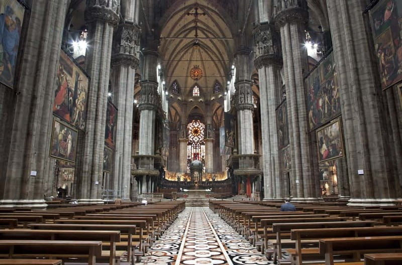 Milan: Fast Track Cathedral and Duomo Rooftop Guided Tour - What the Guide Helps You Learn About Milan