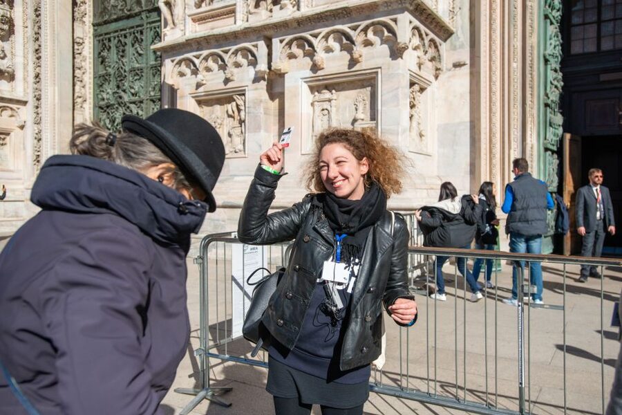 Milan: Fast-Track Milan Cathedral and Terraces Guided Tour - What to Expect Day-Of: Pace, Photos, and Headsets