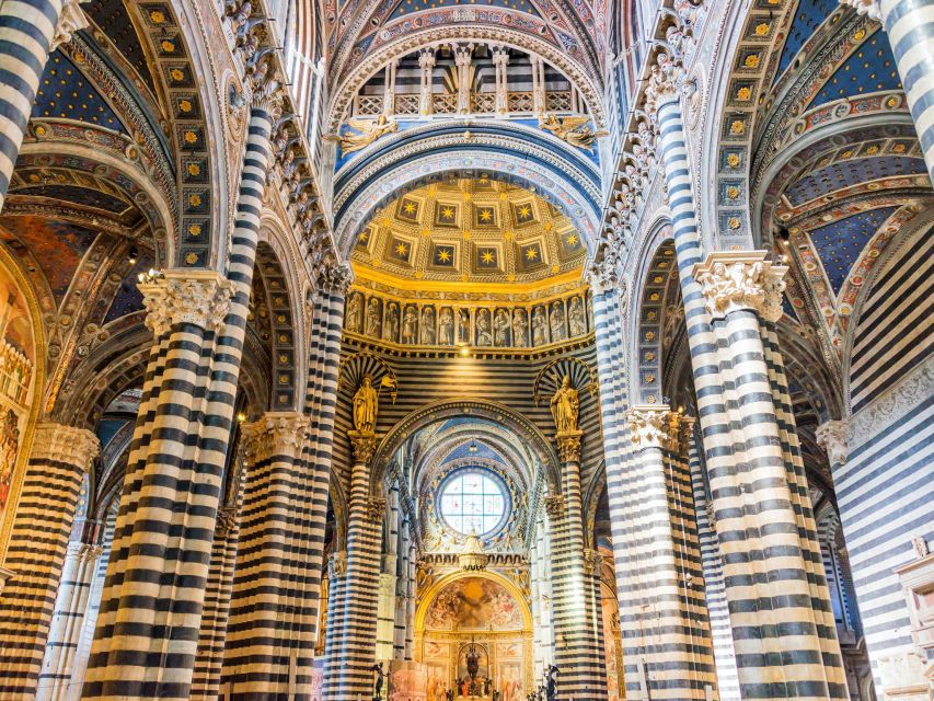 Milan: Guided Cathedral Tour with Rooftop Terraces Access - What you get from the guide, and what you should bring to the experience