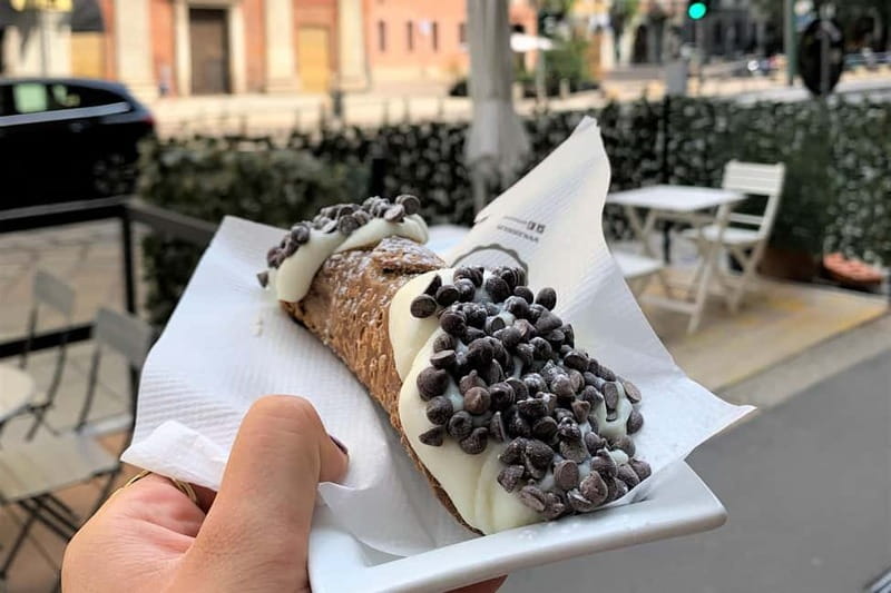 Milan: Guided Food Tour with Tastings - What you’ll actually see: Colonne di San Lorenzo and Santa Maria Delle Grazie