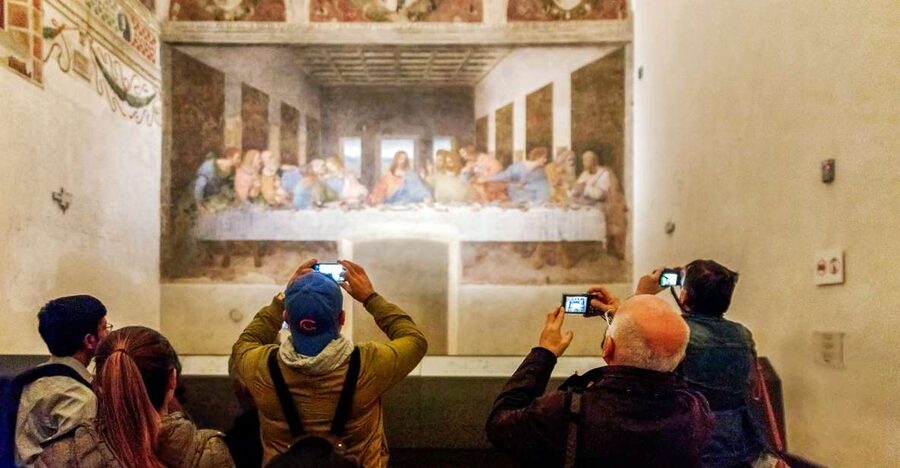 Milan: Guided Tour of Leonardo da Vinci's 'The Last Supper' - The 30 to 40 minute overview outside: where the tour wins