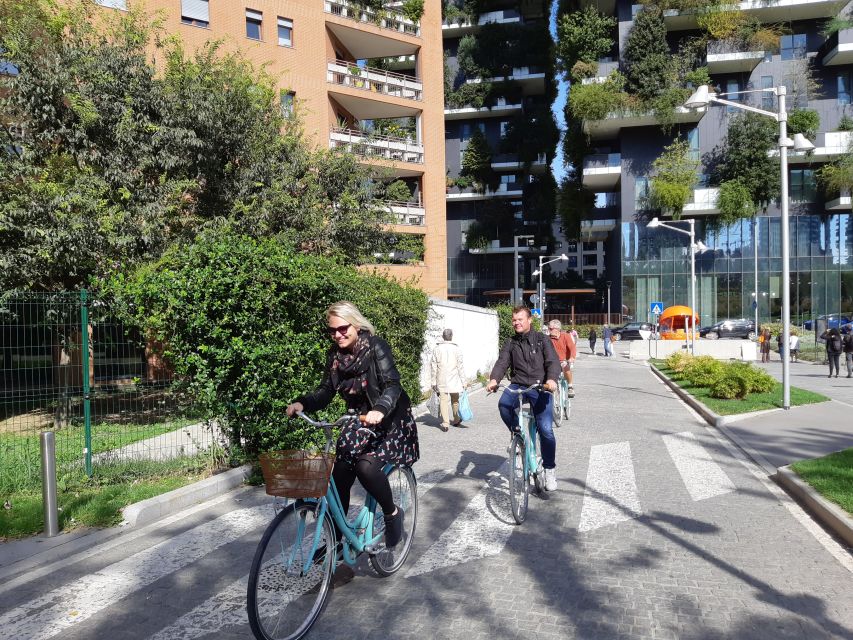 Milan: Highlights and Hidden Gems Guided Bike Tour - Brera and the Pinacoteca Area: Art Streets at Human Speed
