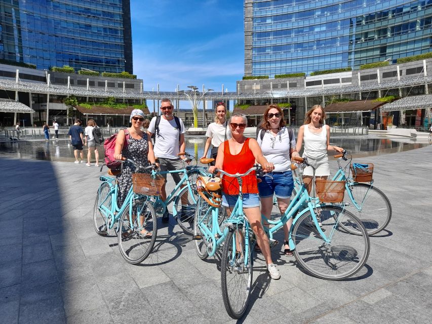 Milan: Highlights and Hidden Gems Guided Bike Tour - Castello Sforzesco, Parco Sempione, and Arco della Pace
