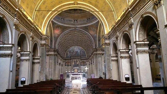 Milan: Highlights and Secret Treasures walking tour - Pace, tickets, and how the guide keeps it from feeling like a checklist