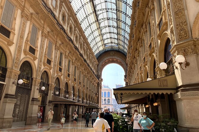 Milan Highlights semi-Private Walking Tour - Stop 4: Piazza Affari and the Money Square Contrast