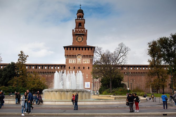 Milan Hop-On Hop-Off Bus Tour with Four Routes - Line C (Green): San Siro and the cemetery, plus shopping near Via Montenapoleone