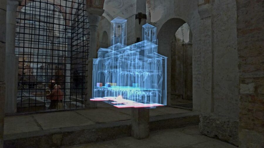 Milan | In the Crypt of time, holographic tour - How the chronovisor works, and what to watch for during your session