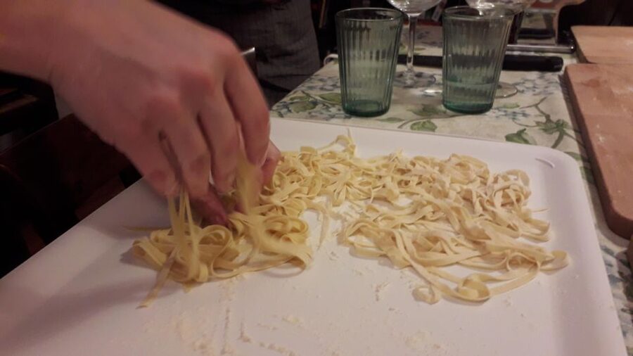 Milan: Italian Cooking Class with Food and Wine - Turning pasta technique into real flavor: cacio e pepe and ragù