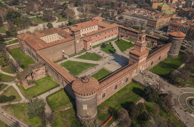 Milan: Last Supper and Sforza Castle Guided Tour - Entering the Last Supper on a strict schedule: 15 minutes counts