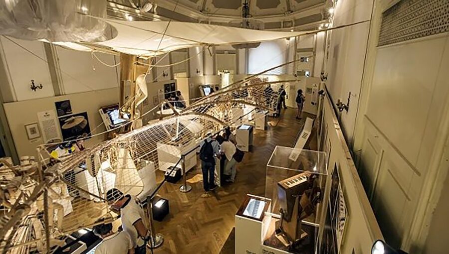 Milan: Leonardo da Vinci Museum Guided Tour with Ticket - Where the Tour Starts, and What Building You’re Entering