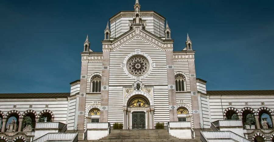 Milan: Monumental Cemetery Group Walking Tour - Key things to look for on this Milan cemetery tour
