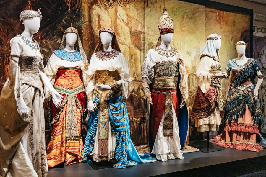 Milan: "Museo Teatrale Alla Scala" Guided Tour - La Scala Museum: Costumes, Sets, Instruments, and Real Details