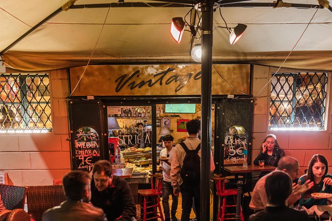 Milan Night Tour & Drinks with a Local Guide: Private & 100% Personalized - Teatro alla Scala: culture stop or bar-hop pivot
