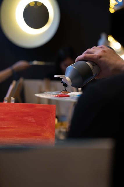 Milan: Paint 'n Sip Class - What is included, and why it matters for travel
