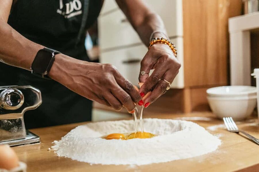 Milan: Pasta & Tiramisu Cooking Class with Premium Products - The tastings that make the cooking make sense