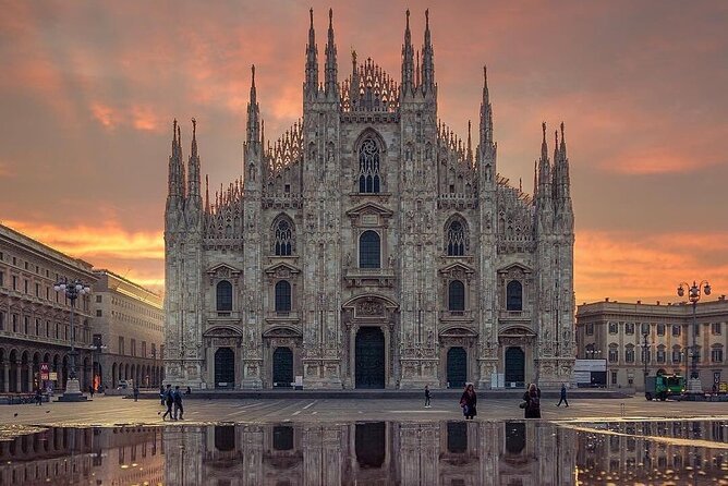 Milan Private 3-Hour Tour with Duomo, Food & Wine Tasting - Rooftop terrace time: 360 views and the statue hunt