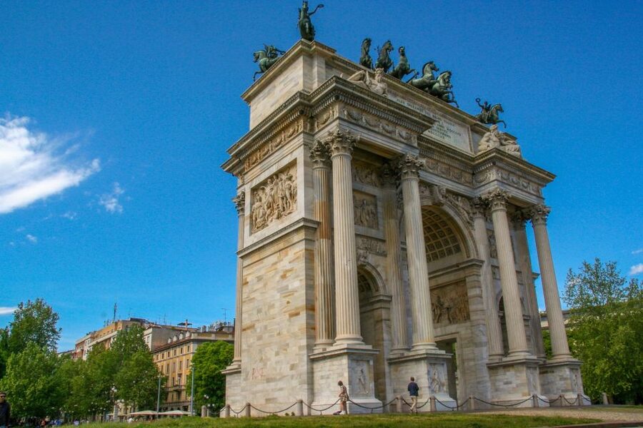 Milan: Private 4-Hour Walking Tour - The pacing reality: you will see a lot in 4 hours