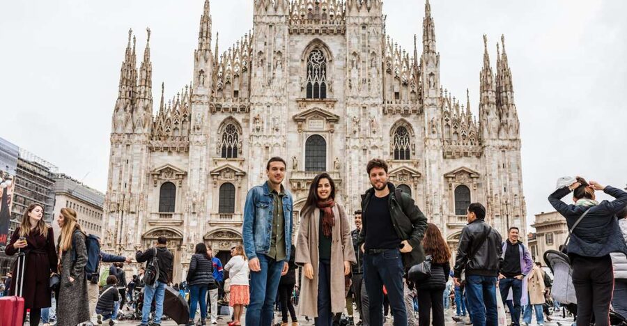 Milan: Private and Personalized Highlights Tour - Piazza Mercanti Start Point, Then Milan By Foot