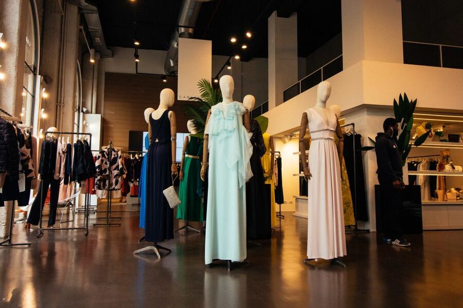 Milan: Private Fashion Tour - Coffee break time, and how to shop without losing your head