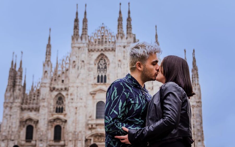 Milan: Private Professional Photoshoot at the Duomo - Why a Duomo photo shoot beats a rushed phone-camera moment
