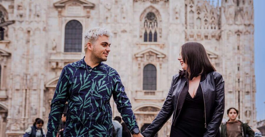 Milan: Private Professional Photoshoot at the Duomo - Meeting point at McDonald’s Milano Duomo, then moving to the best Duomo angles