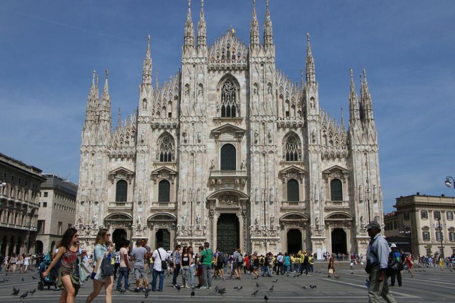 Milan: Private Sightseeing & Shopping Tour with a Local - How the private format shapes your itinerary (and your comfort)