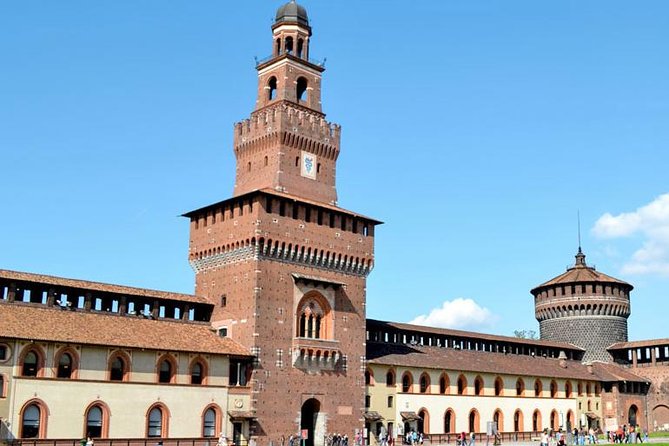 Milan Private Sightseeing Tour for Kids and Families with Local Guide - Sforza Castle courtyards: Visconti and Sforza stories that kids can repeat