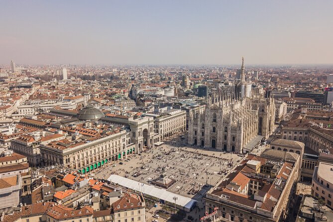 Milan Private Tour - Duomo, Sforza Castle & Gelato Tasting - Piazza della Scala: Opera Power From the Outside