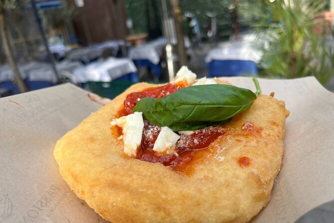 Milan's Authentic Street Food tour: A Gourmet Experience - The 4 to 5 stops: farm pizza, producer tastings, and real snacks