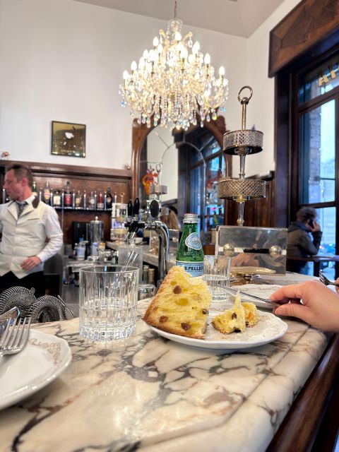 Milan's Panettone Tour - Panettone in Milan is more than a Christmas cake