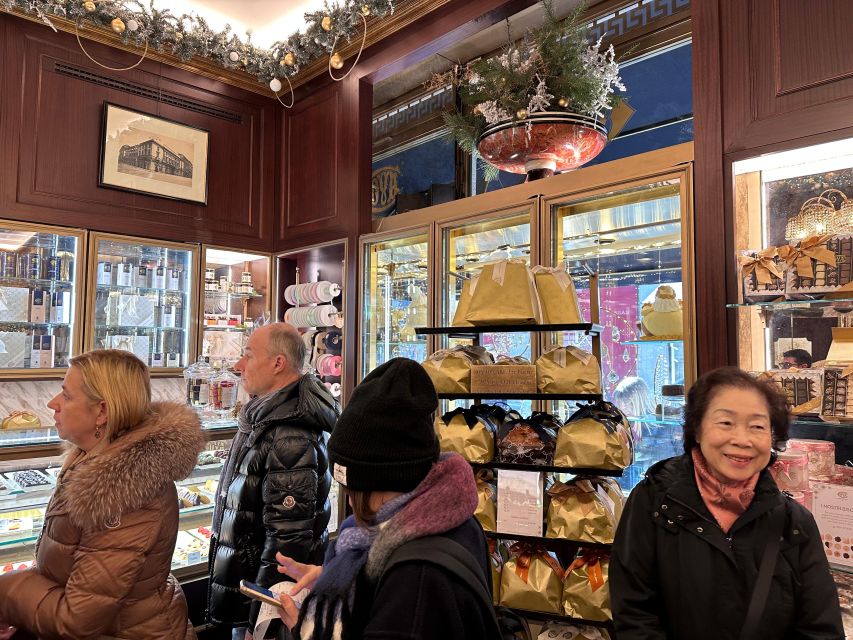 Milan's Panettone Tour - Via Monte Napoleone and the Galleria, used as story stops