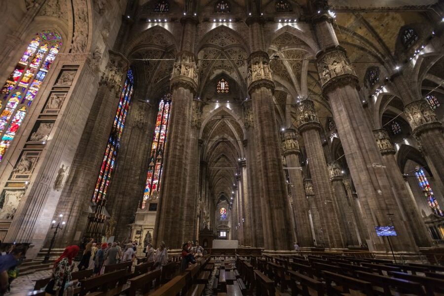 Milan: Scala Theater and Duomo Cathedral Guided Tour - The Duomo transition: why priority matters for your time