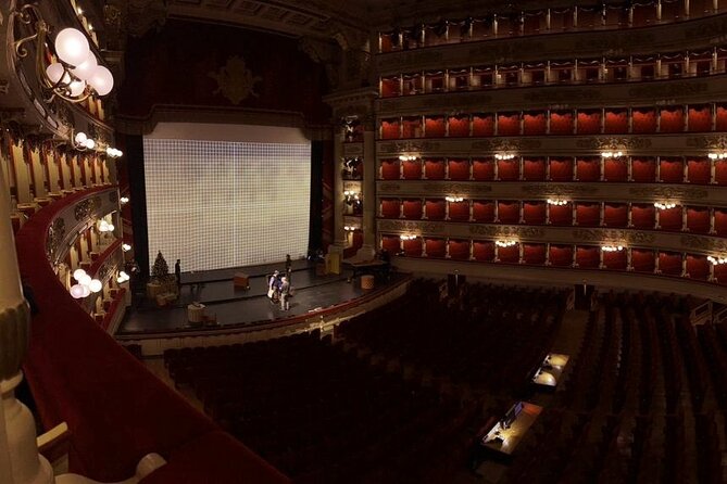 Milan Scala Theatre and Duomo Cathedral Tour - Group Size, Headsets, and How the Tour Moves