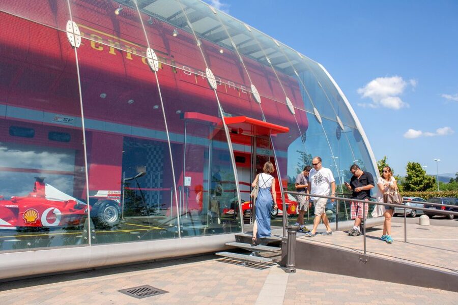 Milan: Serravalle Designer Outlet Roundtrip Bus Transfer - Serravalle Designer Outlet: more than just brands