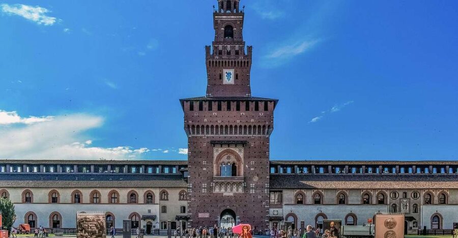 Milan: Sforza Castle and Michelangelo's Pietà Rondanini Tour - Meeting at Piazza Castello under the Filarete clock tower