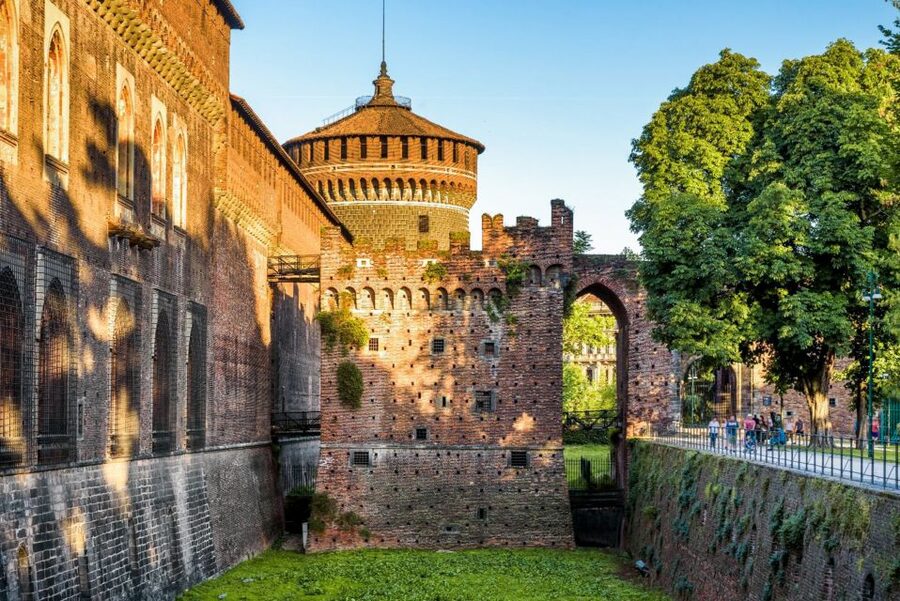 Milan: Sforza Castle Entry Ticket with Digital Audio Guide - Picking Up Your Tickets at Piazza Castello (Autostradale Office)