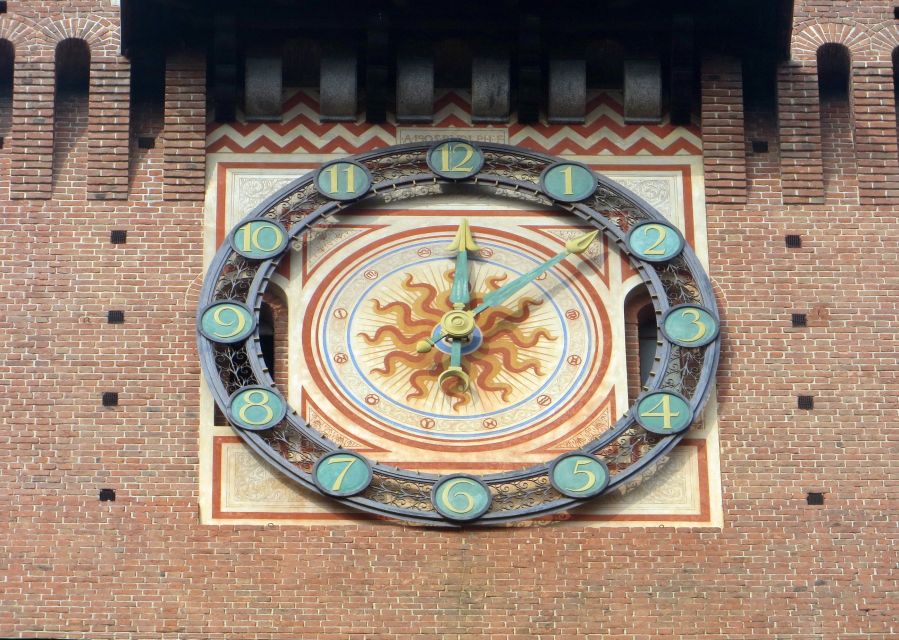 Milan: Sforza Castle & Leonardo Skip-the-Line Private Tour - Courtyards and castle spaces you can actually appreciate