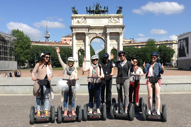 Milan Sights by Segway Small Group Tour - Teatro alla Scala and Ponte delle Sirenette Photo Moments