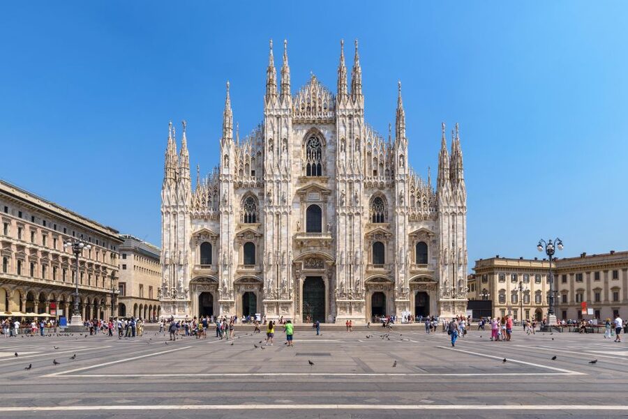 Milan: Skip-the-Line Duomo Guided Tour & Hop-on Hop-off Bus - Dress Code and Duomo Rules: The Stuff That Can Surprise You
