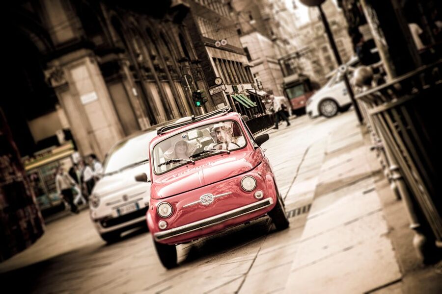 Milan: Slow Tour by Vintage Red Fiat 500 (1 hour, 1 stop) - Comfort and safety considerations before you book