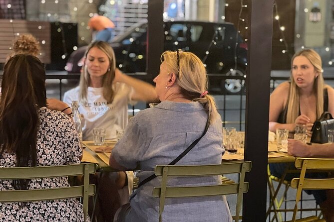 Milan: Sunset Navigli Food & Drinks Tour by Do Eat Better - Aperitivo in Milan at 5:30 pm, why sunset matters here