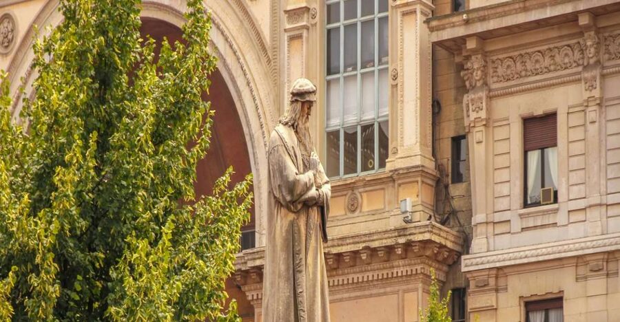 Milan: The Story of Leonardo da Vinci Private Guided Tour - Where the tour starts, and why that matters